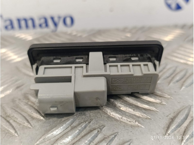 Recambio de maneta exterior porton para renault clio v 1.0 tce referencia OEM IAM 906069264R  A4539050501