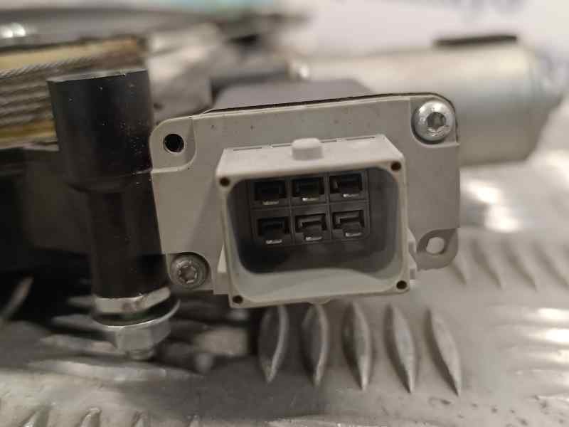 Recambio de elevalunas delantero derecho para fiat doblo active referencia OEM IAM 51810879 72027003 37187000