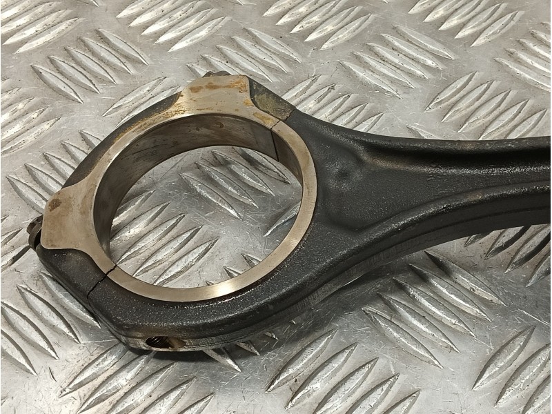 Recambio de biela para mercedes-benz clase e (w212) lim. 3.0 cdi cat referencia OEM IAM 8370B  