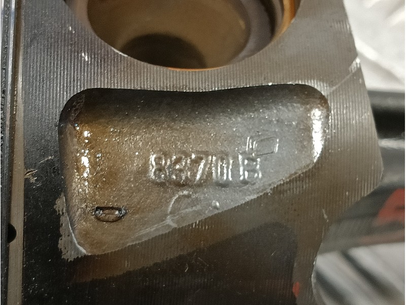 Recambio de biela para mercedes-benz clase e (w212) lim. 3.0 cdi cat referencia OEM IAM 8370B  