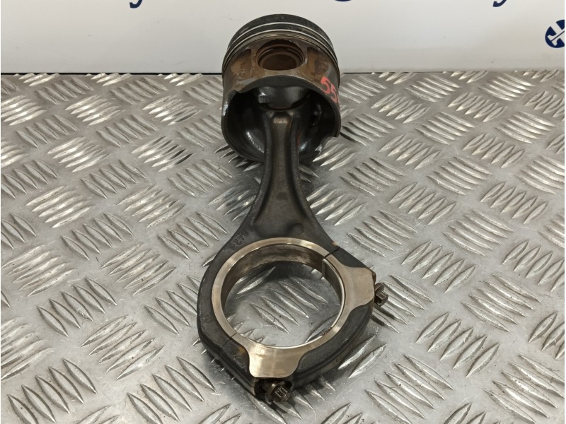 Recambio de biela para mercedes-benz clase e (w212) lim. 3.0 cdi cat referencia OEM IAM 8370B  