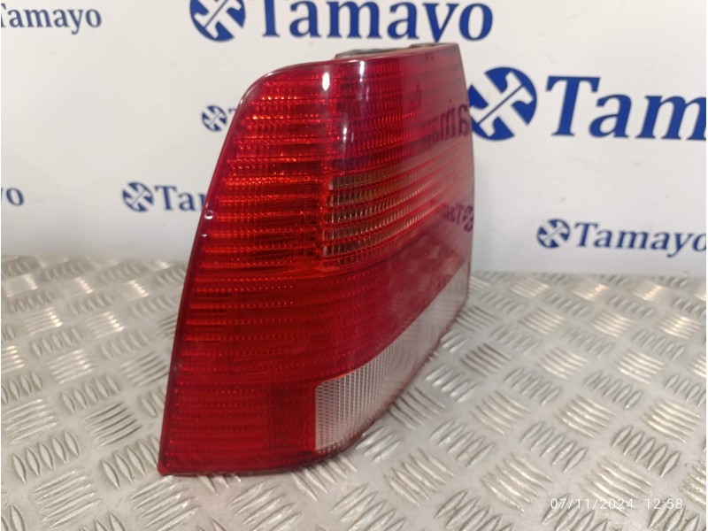 Recambio de piloto trasero izquierdo para volkswagen bora berlina (1j2) 1.9 sdi referencia OEM IAM   