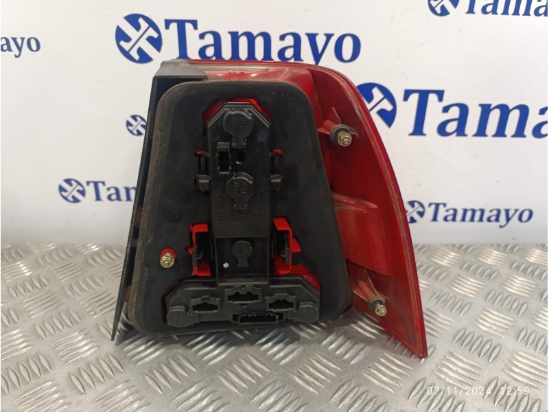 Recambio de piloto trasero izquierdo para volkswagen bora berlina (1j2) 1.9 sdi referencia OEM IAM   