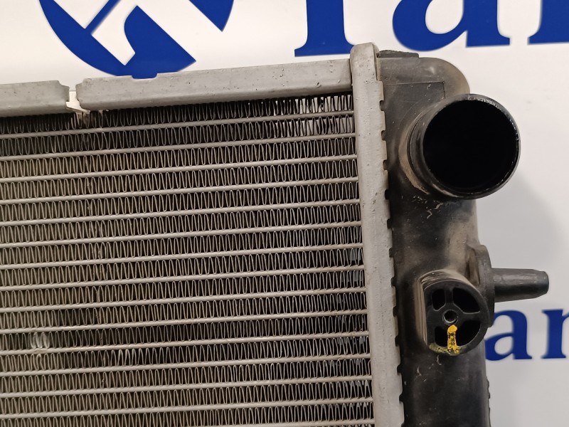 Recambio de radiador agua para peugeot 208 1.2 12v e-vti referencia OEM IAM 886160000  95007T01