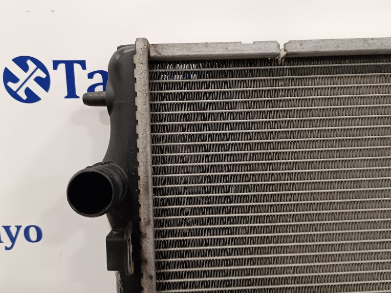 Recambio de radiador agua para peugeot 208 1.2 12v e-vti referencia OEM IAM 886160000  95007T01