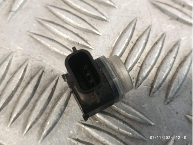 Recambio de sensor aparcamiento trasero para renault captur ii 1.3 tce referencia OEM IAM 284423387R  284422266R