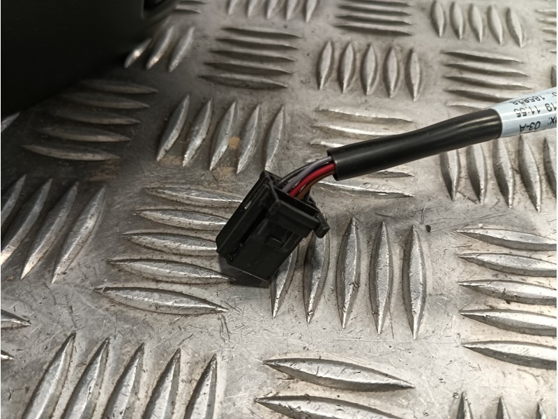 Recambio de retrovisor izquierdo para renault clio iv referencia OEM IAM   