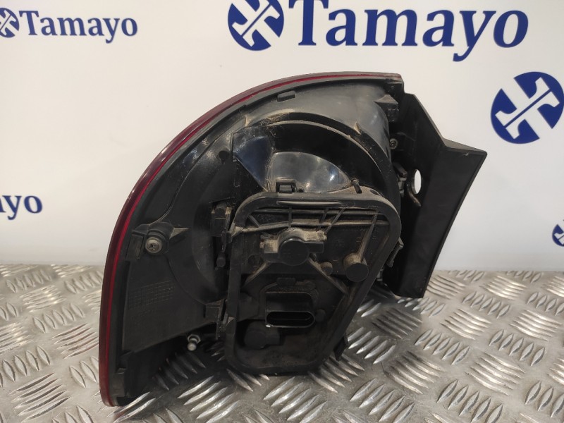 Recambio de piloto trasero derecho para volkswagen touareg (7l6) 2.5 tdi dpf referencia OEM IAM 084411997R  