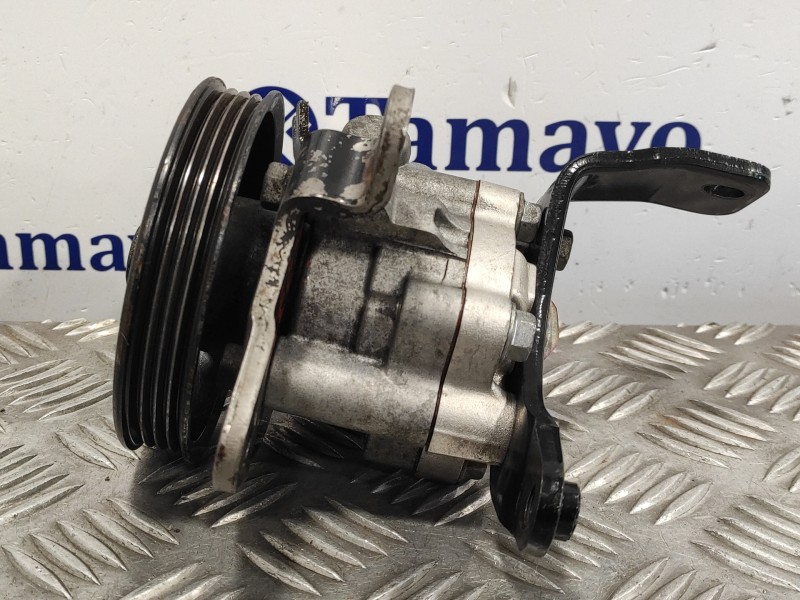Recambio de bomba direccion para nissan nt400 cabstar (01/20214) referencia OEM IAM 42261085  42261085