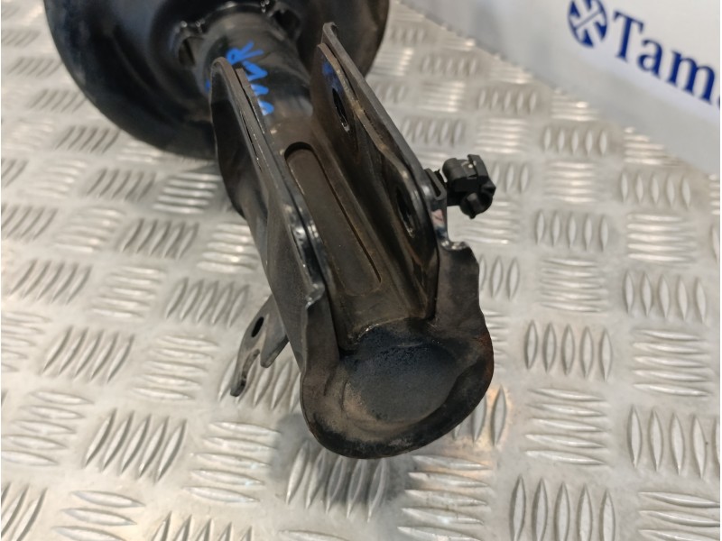 Recambio de amortiguador delantero derecho para subaru xv 2.0 cat referencia OEM IAM 20310FJ081  