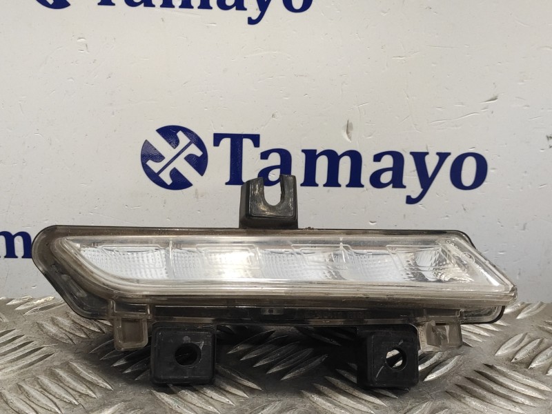 Recambio de piloto delantero derecho para renault clio iv referencia OEM IAM 266003864R  89208541