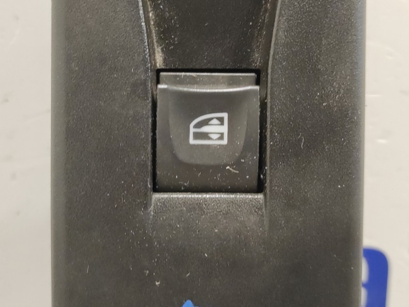 Recambio de mando elevalunas delantero derecho para renault clio iv referencia OEM IAM 809602454R  1135206X