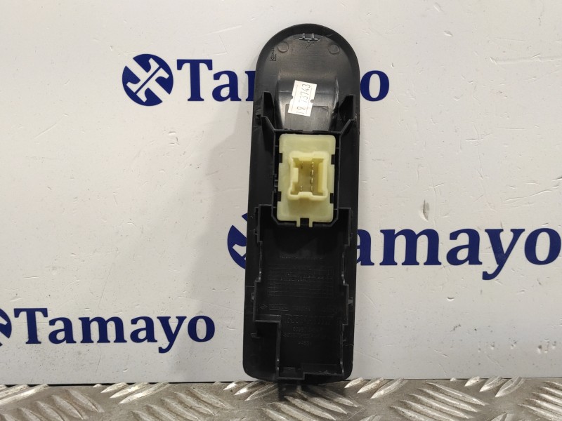 Recambio de mando elevalunas delantero derecho para renault clio iv referencia OEM IAM 809602454R  1135206X