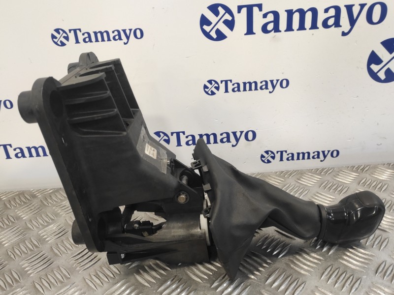 Recambio de palanca cambio para peugeot 208 1.2 12v e-vti referencia OEM IAM 9676190280  