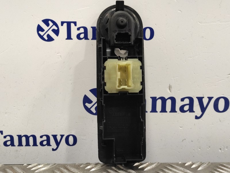 Recambio de mando elevalunas delantero izquierdo para renault clio iv referencia OEM IAM 254118044R  