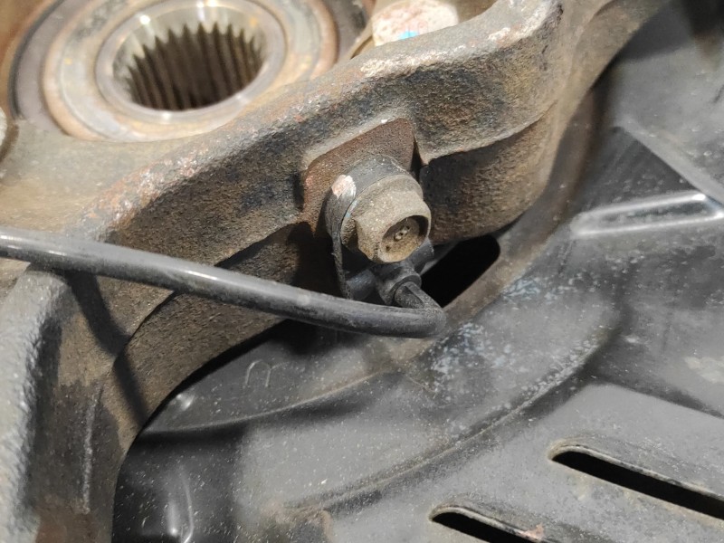 Recambio de mangueta delantera izquierda para subaru xv 2.0 cat referencia OEM IAM   