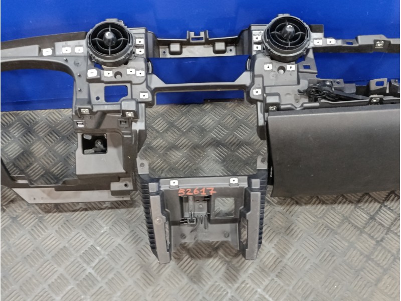 Recambio de salpicadero para mini mini (r56) 1.4 16v cat referencia OEM IAM   