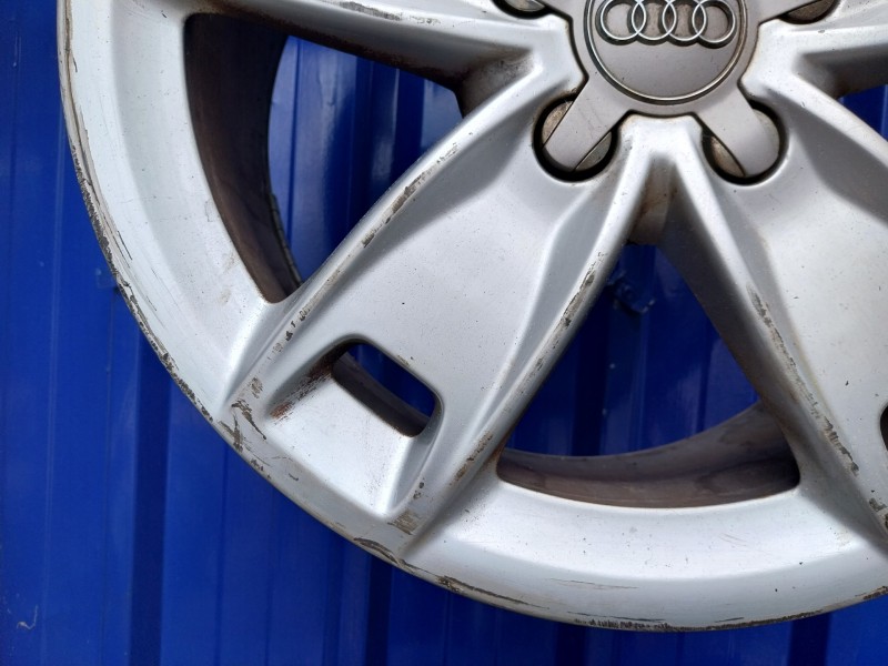 Recambio de llanta para audi a3 (8p) 2.0 tdi referencia OEM IAM 8P0601025BL  