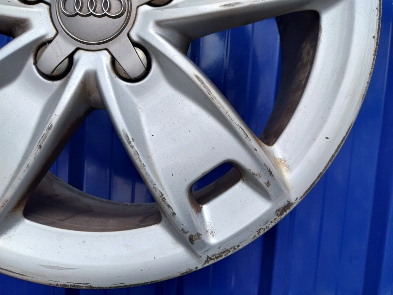 Recambio de llanta para audi a3 (8p) 2.0 tdi referencia OEM IAM 8P0601025BL  