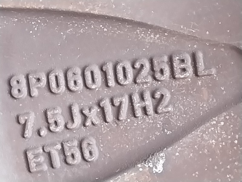 Recambio de llanta para audi a3 (8p) 2.0 tdi referencia OEM IAM 8P0601025BL  