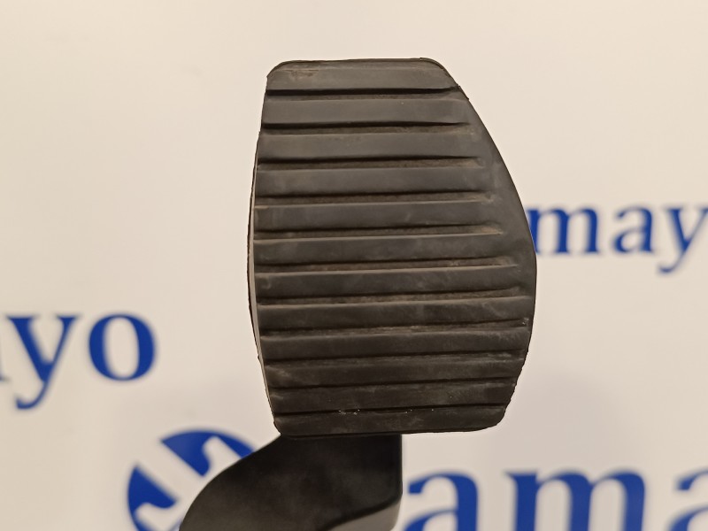 Recambio de pedal freno para peugeot 208 1.2 12v e-vti referencia OEM IAM   