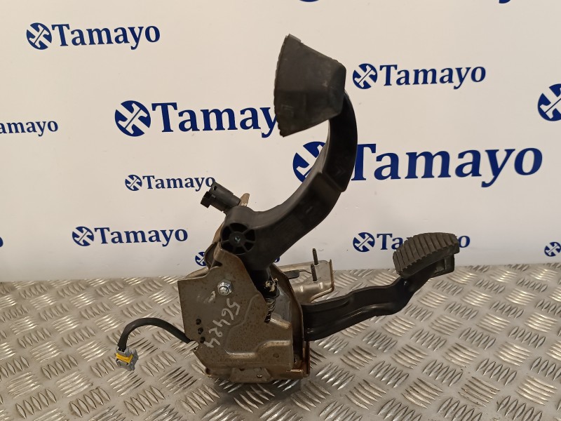 Recambio de pedal freno para peugeot 208 1.2 12v e-vti referencia OEM IAM   