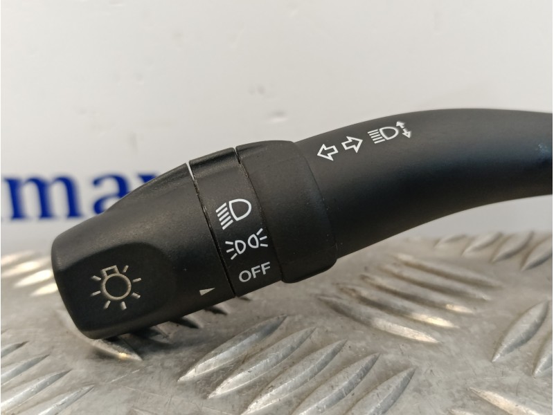 Recambio de mando intermitentes para hyundai santa fe (bm) 2.2 crdi style 4x4 referencia OEM IAM 202004727  202004729