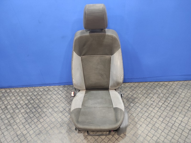 Recambio de juego asientos completo para ford focus lim. (cb8) 1.6 tdci cat referencia OEM IAM   