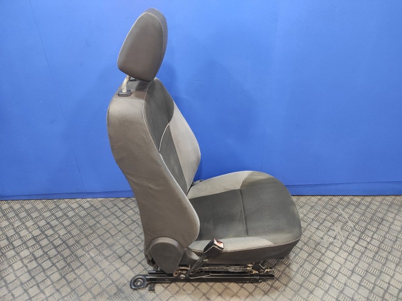 Recambio de juego asientos completo para ford focus lim. (cb8) 1.6 tdci cat referencia OEM IAM   