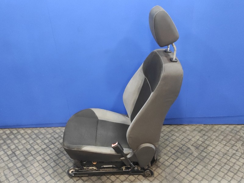 Recambio de juego asientos completo para ford focus lim. (cb8) 1.6 tdci cat referencia OEM IAM   