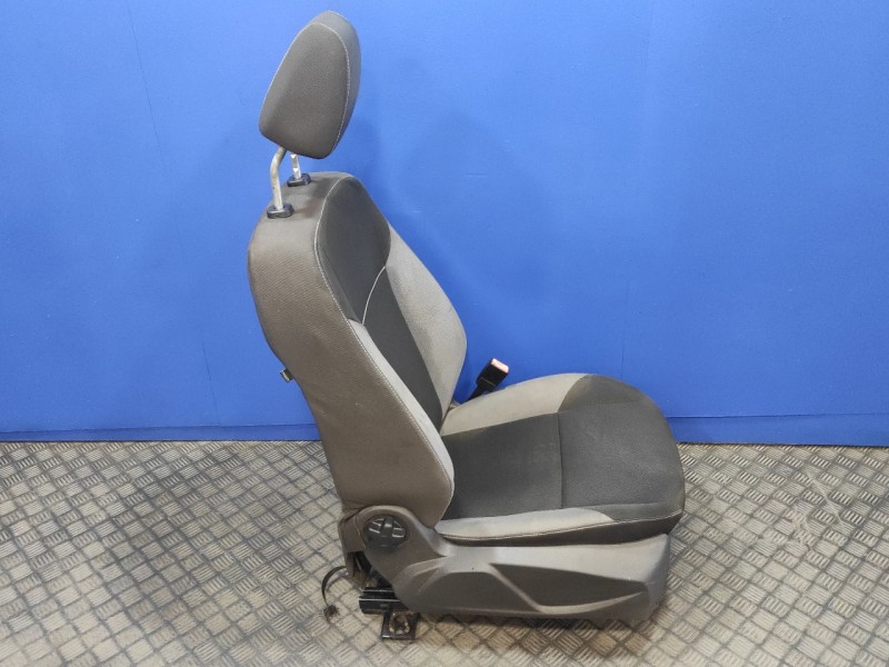 Recambio de juego asientos completo para ford focus lim. (cb8) 1.6 tdci cat referencia OEM IAM   