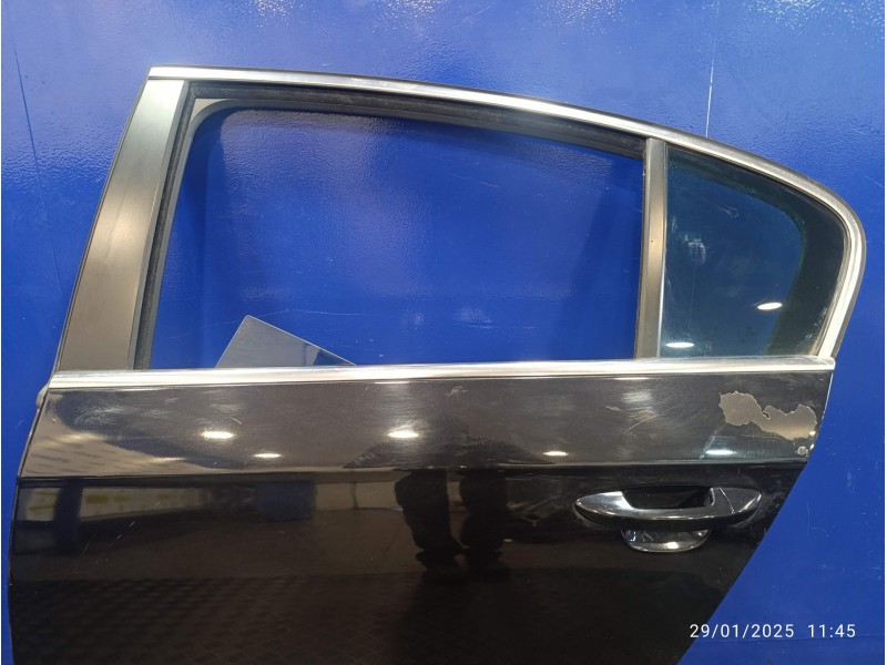 Recambio de puerta trasera izquierda para volkswagen passat berlina (3c2) 2.0 tdi referencia OEM IAM   