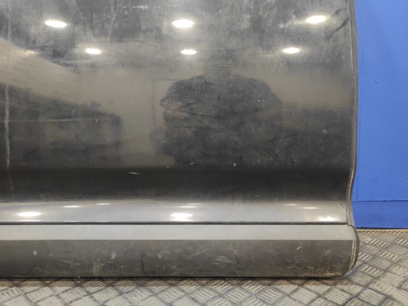 Recambio de puerta delantera derecha para volkswagen touareg (7la) referencia OEM IAM   