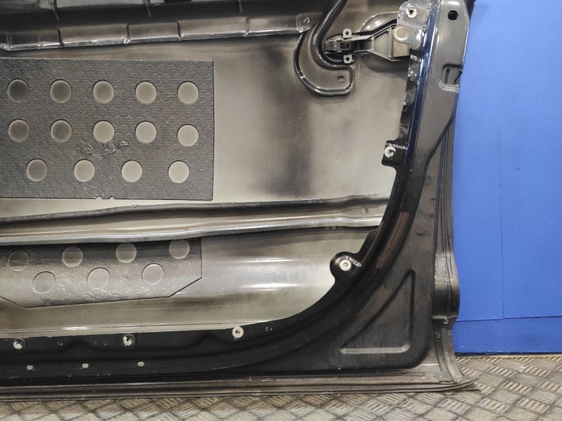 Recambio de puerta delantera derecha para volkswagen touareg (7la) referencia OEM IAM   