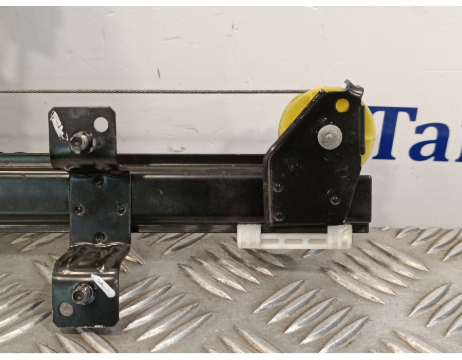 Recambio de elevalunas delantero derecho para peugeot boxer furgón 2.2 hdi fap cat referencia OEM IAM 1368921080  37249000