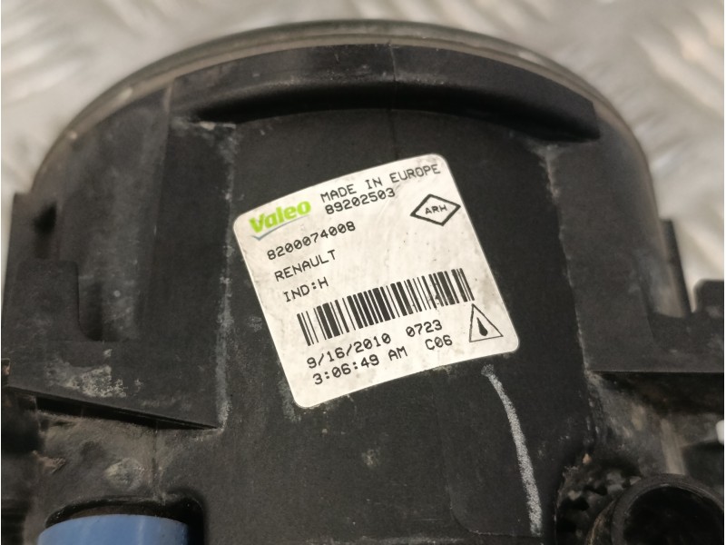 Recambio de faro antiniebla izquierdo para dacia duster 1.6 16v cat referencia OEM IAM 89202503  8200074008