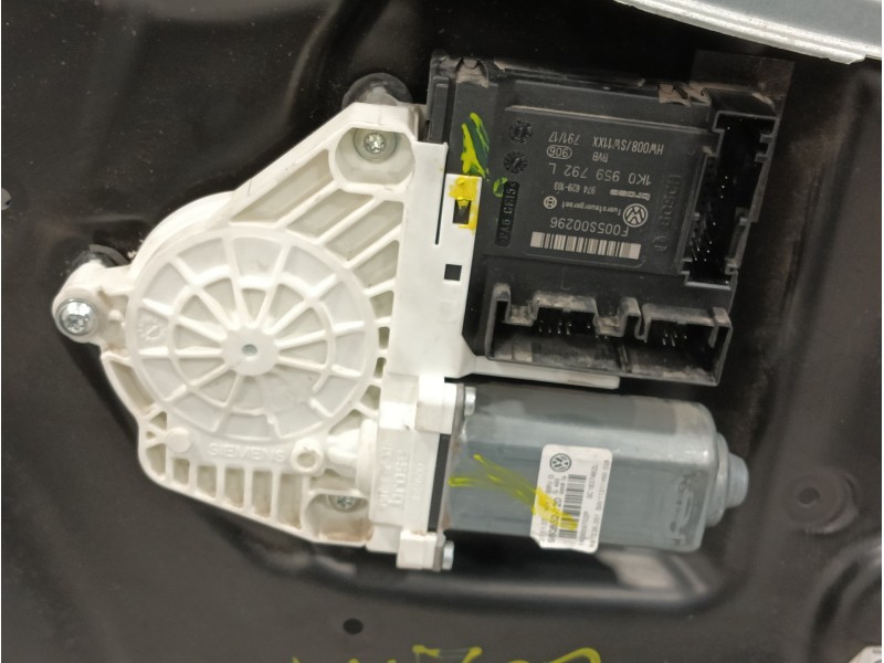 Recambio de elevalunas delantero derecho para volkswagen passat variant (3c5) 2.0 tdi referencia OEM IAM 3C1837756K 1K0959792L 1