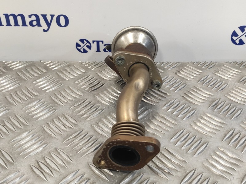 Recambio de valvula egr para volvo s80 berlina 2.5 turbodiesel referencia OEM IAM 074131525F  074131503