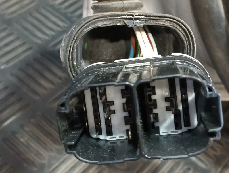 Recambio de puerta trasera derecha para ford focus lim. (cb8) 1.6 tdci cat referencia OEM IAM   