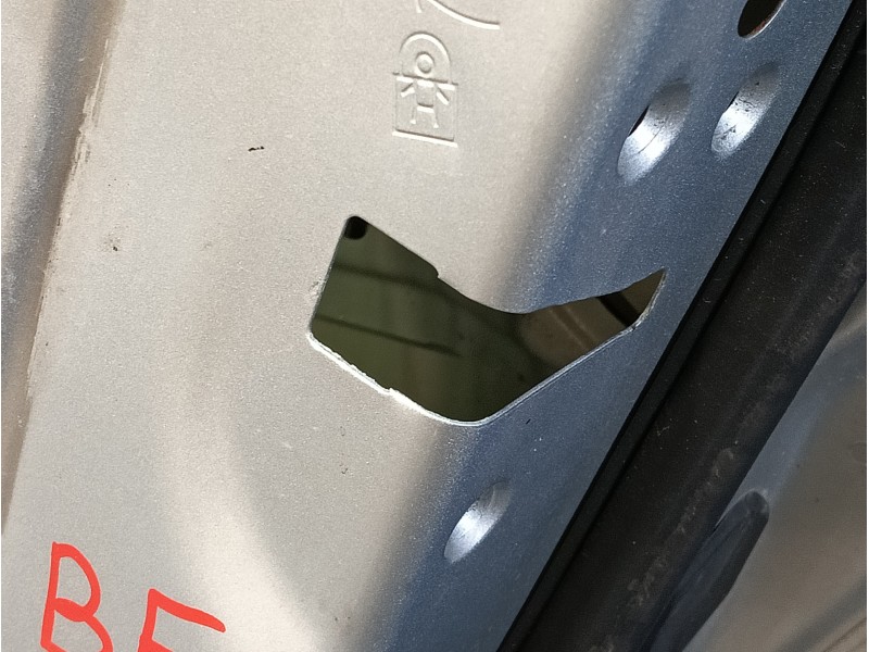 Recambio de puerta trasera derecha para ford focus lim. (cb8) 1.6 tdci cat referencia OEM IAM   