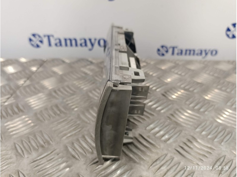 Recambio de luz interior para volkswagen t5 transporter/furgoneta 2.5 tdi referencia OEM IAM 7H5947105B  