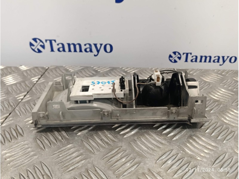 Recambio de luz interior para volkswagen t5 transporter/furgoneta 2.5 tdi referencia OEM IAM 7H5947105B  
