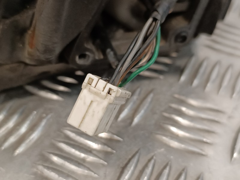 Recambio de retrovisor derecho para kia carnival 2.9 turbodiesel cat referencia OEM IAM   