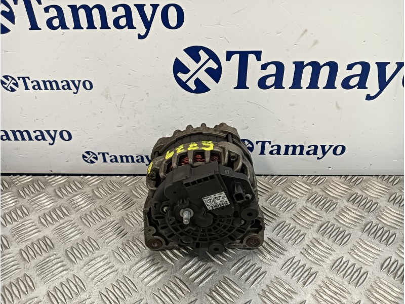 Recambio de alternador para renault clio iv referencia OEM IAM 231003730R  F000BL0458