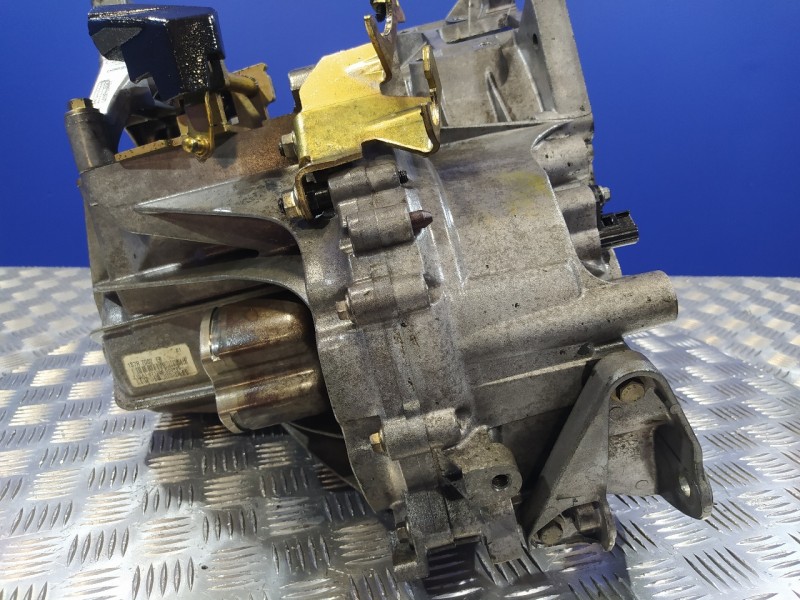 Recambio de caja cambios para ford mondeo berlina (ge) 2.5 v6 24v cat referencia OEM IAM 157R7002FB  