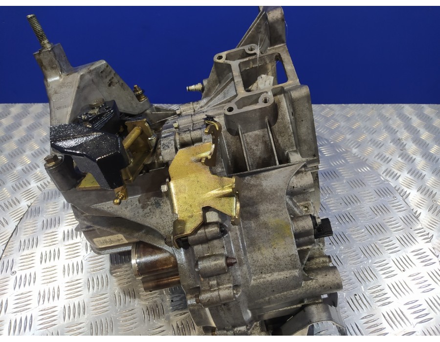 Recambio de caja cambios para ford mondeo berlina (ge) 2.5 v6 24v cat referencia OEM IAM 157R7002FB  