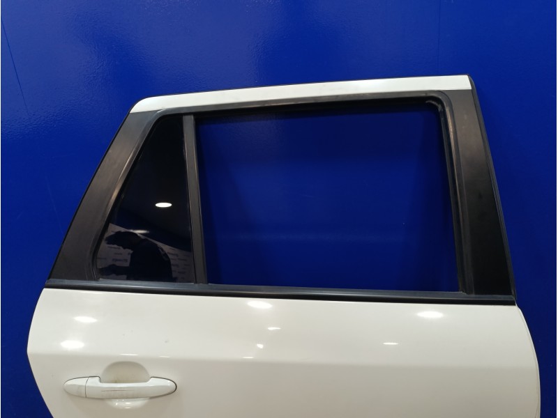 Recambio de puerta trasera derecha para hyundai santa fe (bm) 2.2 crdi style 4x4 referencia OEM IAM   