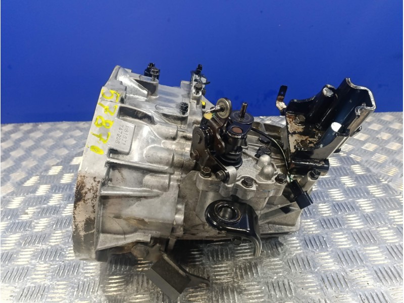 Recambio de caja cambios para kia picanto referencia OEM IAM M51671  