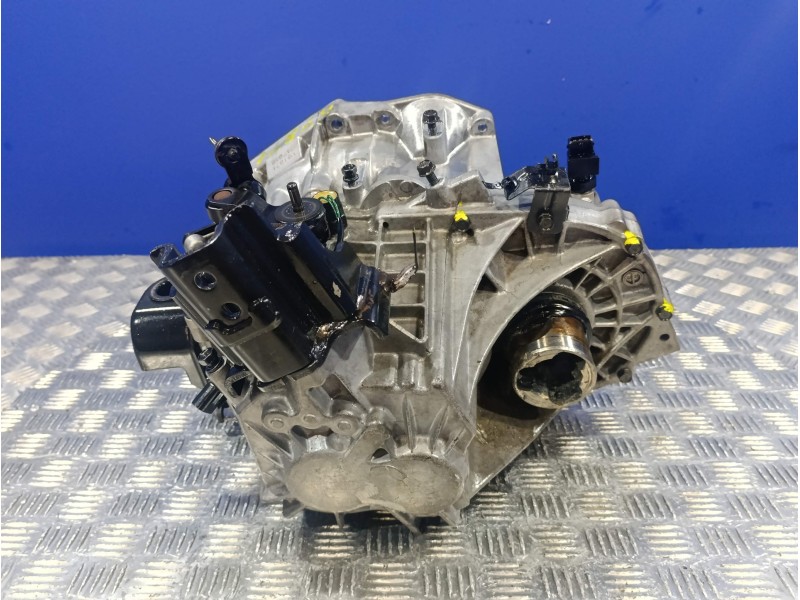 Recambio de caja cambios para kia picanto referencia OEM IAM M51671  