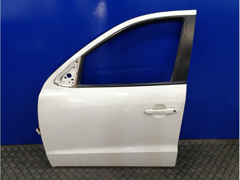 Recambio de puerta delantera izquierda para hyundai santa fe (bm) 2.2 crdi style 4x4 referencia OEM IAM   